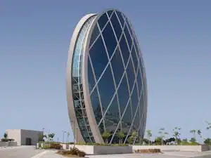 HQ Building Abu Dhabi – Eine runde Sache