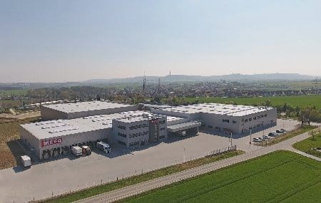 MEFA weiht Produktions- und Logistikzentrum ein