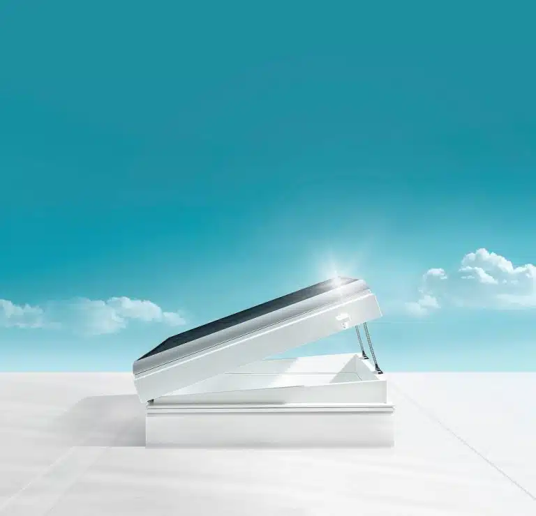 Lichtkuppel, Tageslicht. Bild: Skylux