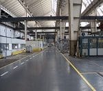 Ansicht einer ehemaligen Produktionshalle vor dem Abriss