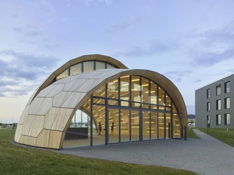 Biomimetic Shell: Forschungsbau in Freiburg