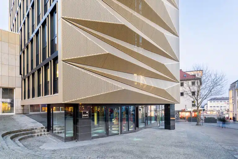 Metallfassade für GWH-Hochhaus in Kassel