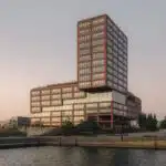 HENN_Edge_01_exterior_(c)SimonMenges_web