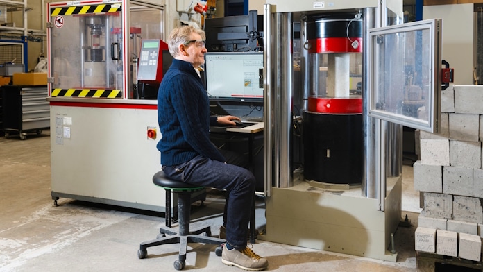 Prüfstation zu C-SINC Betonprojekt